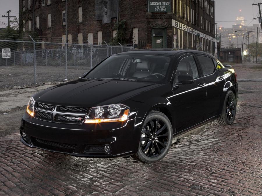  Dodge Avenger Blacktop Edition 2012 года  (фото 6 из 25)